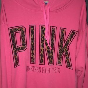 Pink hoodie with leopard print